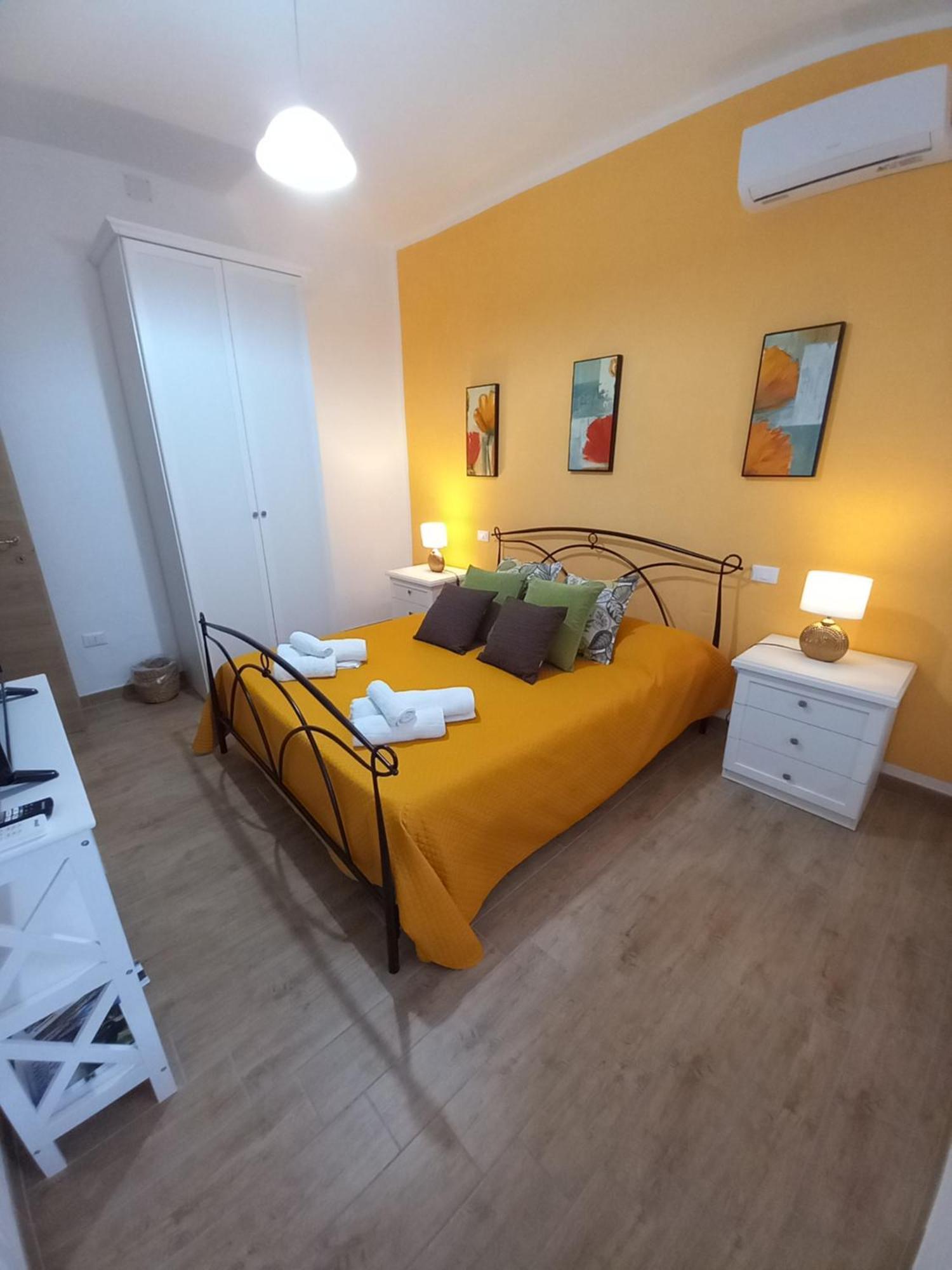 Divina Cuspide Bed & Breakfast กุซปีนี ภายนอก รูปภาพ